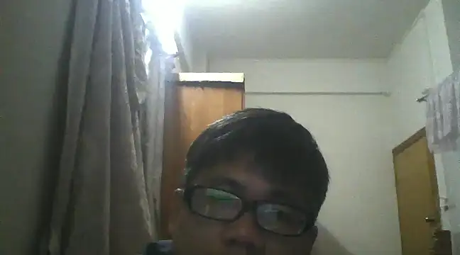 Snapshot of findagirlfriend chatting on 12/25/24, 06:52 findagirlfriend online show from 12/25/24, 06:52