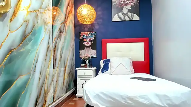 BustyAmanda online show from 11/11/25, 08:09