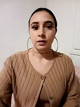 Snapshot of Juanamd1 chatting on 12/03/24, 08:27 Juanamd1 online show from 12/03/24, 08:27