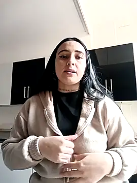 Snapshot of Juanamd1 chatting on 01/20/25, 12:07 Juanamd1 online show from 01/20/25, 12:07