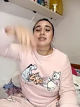 Snapshot of Juanamd1 chatting on 02/21/25, 11:01 Juanamd1 online show from 02/21/25, 11:01