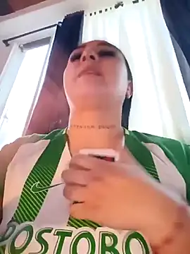 Snapshot of Juanamd1 chatting on 10/03/25, 10:40 Juanamd1 online show from 10/03/25, 10:40