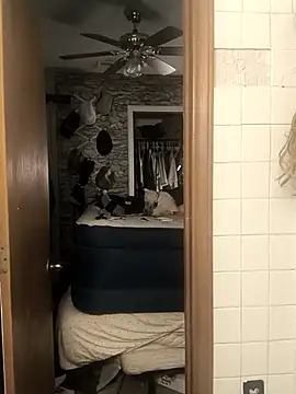 ImCarolinaCutiexxx online show from 10/23/25, 09:24