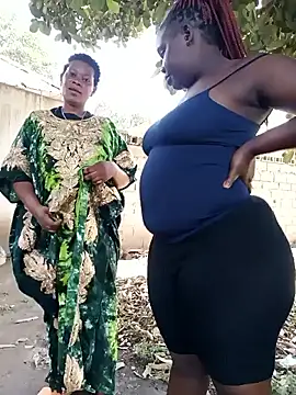 Snapshot of Broan_me chatting on 03/21/25, 11:22 Broan me online show from 03/21/25, 11:22