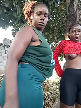 Snapshot of Broan_me chatting on 12/03/25, 04:31 Broan me online show from 12/03/25, 04:31