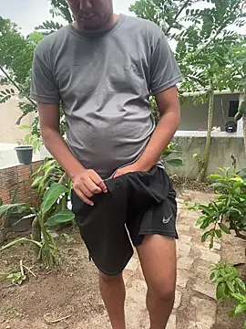 Snapshot of king_cum_ chatting on 02/15/26, 04:47 king cum online show from 02/15/26, 04:47