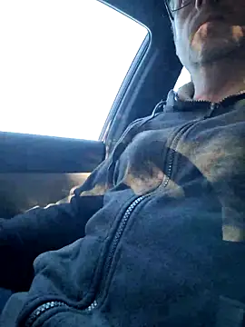 Snapshot of JulianJ50 chatting on 11/19/25, 10:15 JulianJ50 online show from 11/19/25, 10:15