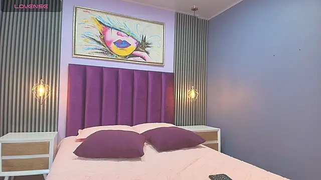 Nahiajhonson  online show from 09/29/25, 01:05