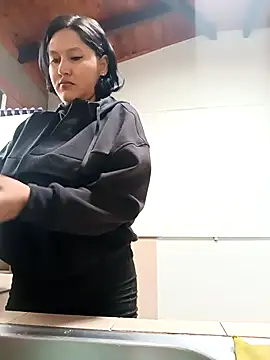 SamaraJay1 online show from 10/21/25, 11:55