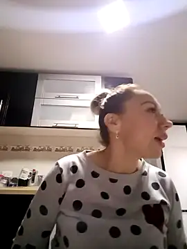 coral smitth online show from 02/12/25, 01:19