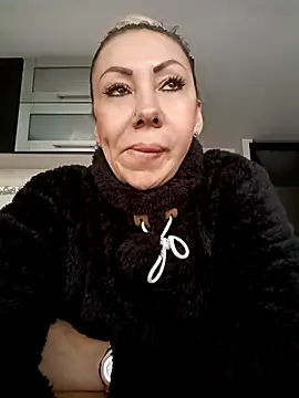 coral smitth online show from 09/18/25, 09:39