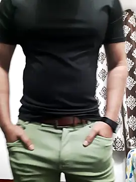 Guyinshortss online show from 11/29/25, 07:50