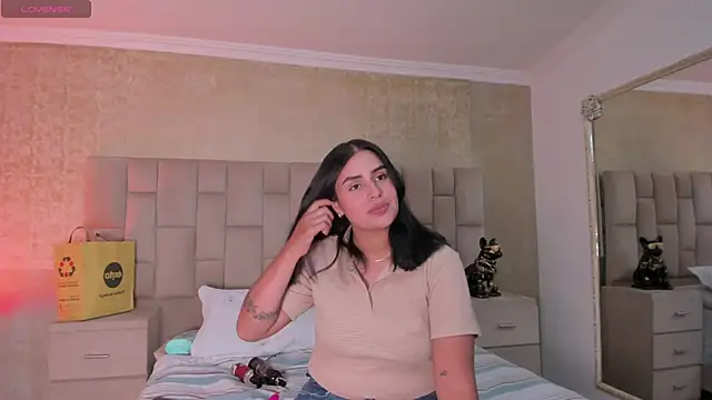 EmmaTorres  online show from 01/17/25, 08:55