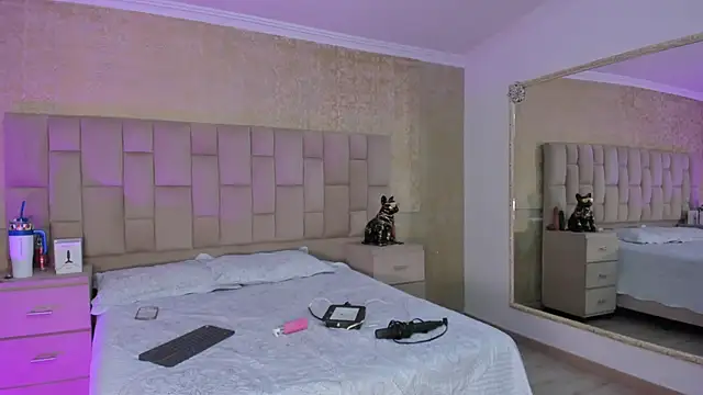 EmmaTorres  online show from 02/25/25, 09:02