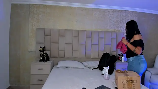 EmmaTorres  online show from 03/12/25, 09:45