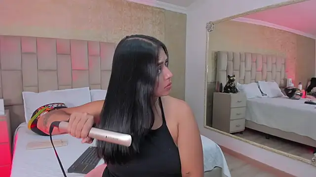 EmmaTorres  online show from 03/19/25, 08:43