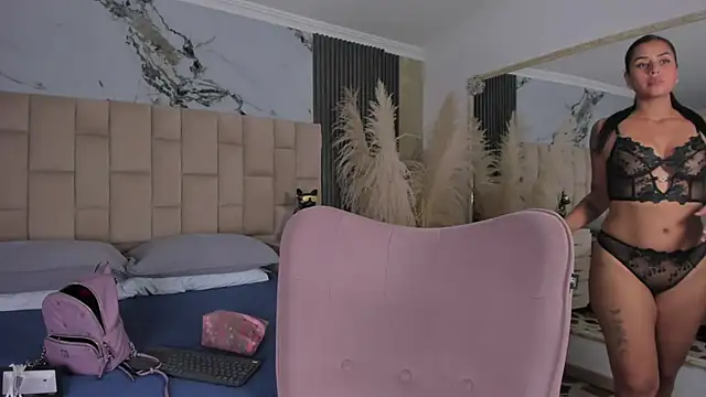 EmmaTorres  online show from 04/24/26, 08:33