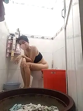 Snapshot of HimiJim chatting on 10/24/25, 06:10 HimiJim online show from 10/24/25, 06:10