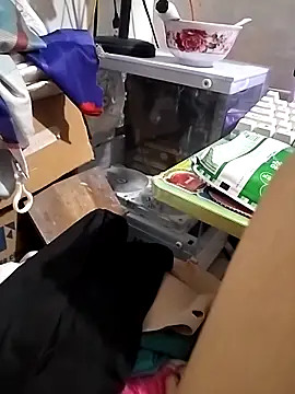 Snapshot of HimiJim chatting on 11/18/25, 02:43 HimiJim online show from 11/18/25, 02:43