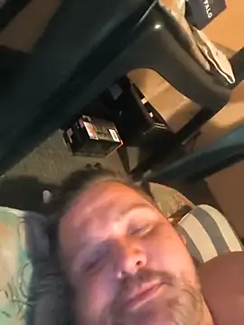 Snapshot of Ronny2510 chatting on 11/03/25, 09:27 Ronny2510 online show from 11/03/25, 09:27