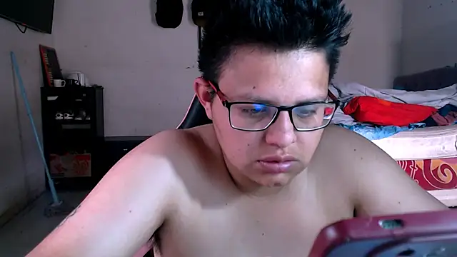 tatsumi nao online show from 10/30/25, 06:08