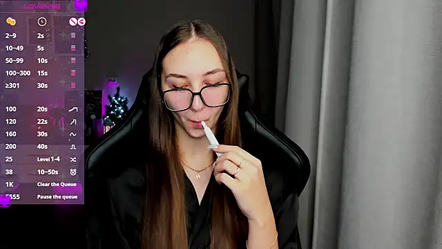 Sm0ly online show from 01/11/25, 01:48