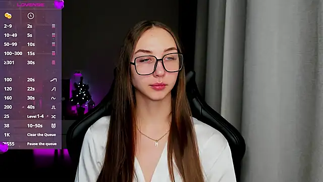 Sm0ly online show from 01/31/25, 01:33