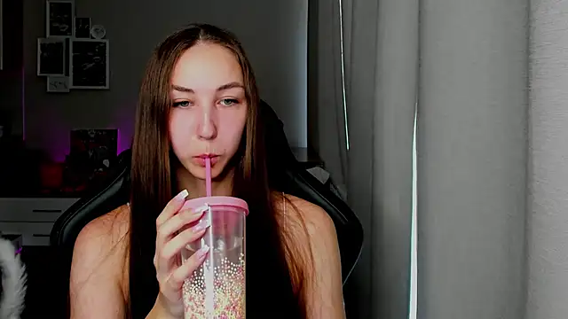 Sm0ly online show from 06/28/26, 04:07