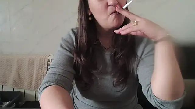 milfmomxx online show from 12/17/25, 10:54