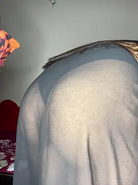 Suhu love online show from 03/27/26, 05:45