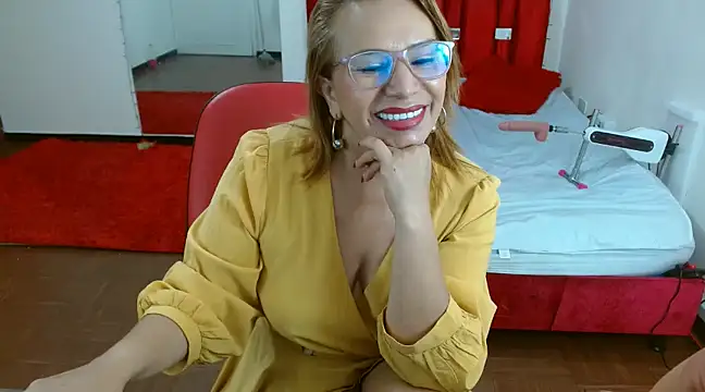 Snapshot of krystal_thomson chatting on 01/28/25, 04:19 krystal thomson online show from 01/28/25, 04:19