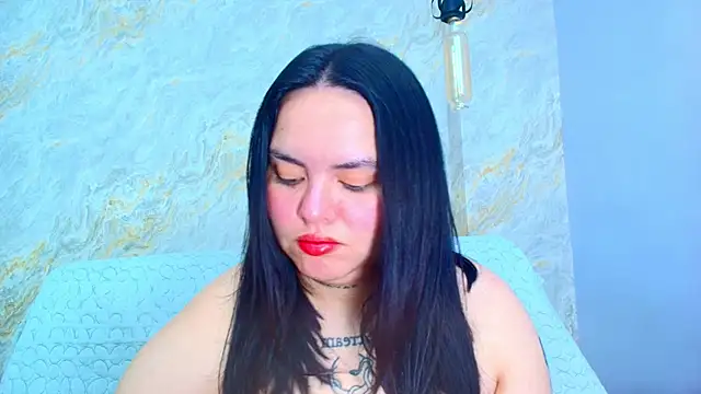 Mia candy 0 online show from 10/21/25, 12:06