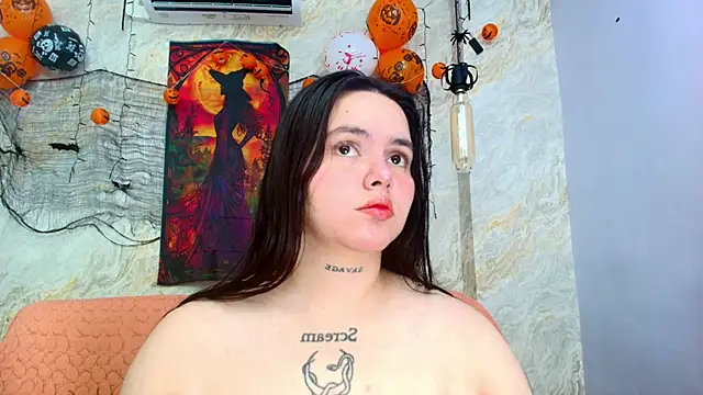 Mia candy 0 online show from 11/05/25, 12:05