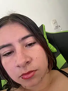 Snapshot of Mia_foxx_ chatting on 02/02/25, 09:34 Mia foxx online show from 02/02/25, 09:34