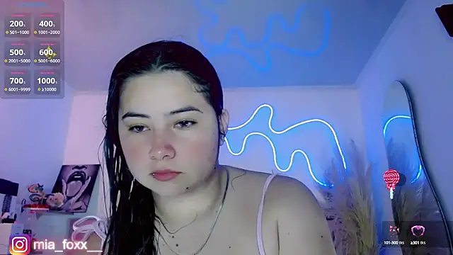 Snapshot of Mia_foxx_ chatting on 09/10/25, 09:04 Mia foxx online show from 09/10/25, 09:04