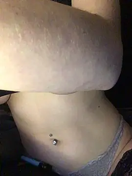 indie-rayne online show from 01/05/25, 02:41