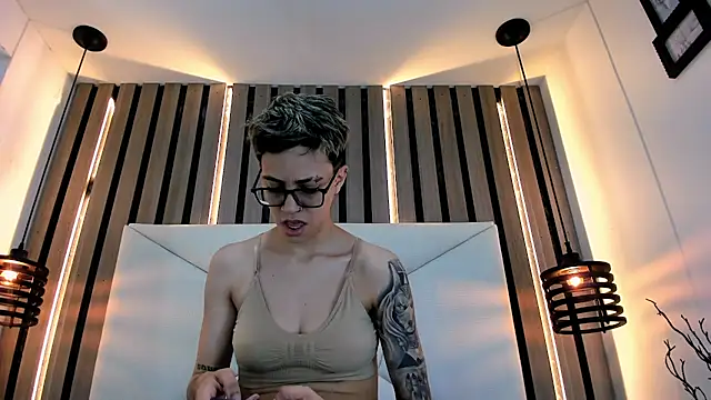 Cutie Shy  online show from 02/02/26, 05:33