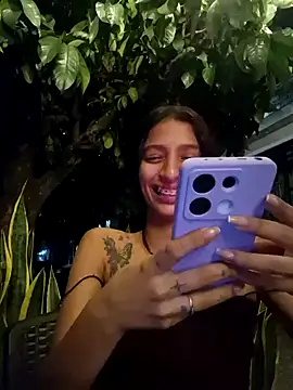 lily sk online show from 12/17/24, 02:44