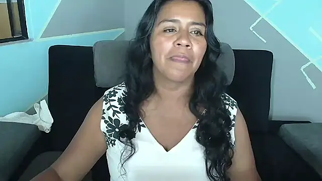 saggil23 online show from 09/29/25, 10:14