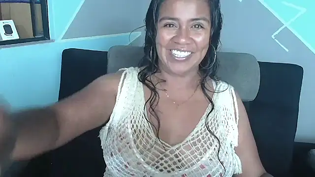 saggil23 online show from 04/12/26, 06:18