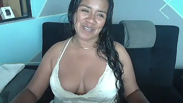 saggil23 online show from 04/16/26, 06:36