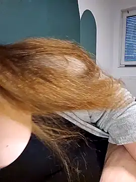  Julie x online show from 01/04/25, 10:27