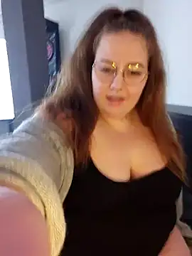  Julie x online show from 02/19/25, 02:34