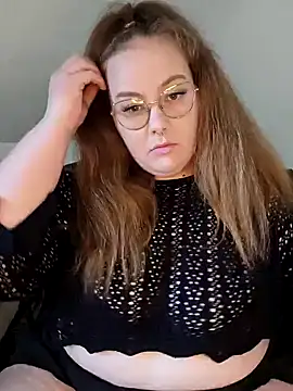  Julie x online show from 09/20/25, 11:22