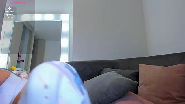 GabyFerrerr online show from 01/01/25, 05:54