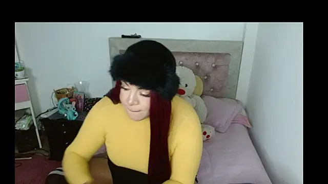 Snapshot of kim_hot69_ chatting on 10/09/25, 12:25 kim hot69  online show from 10/09/25, 12:25