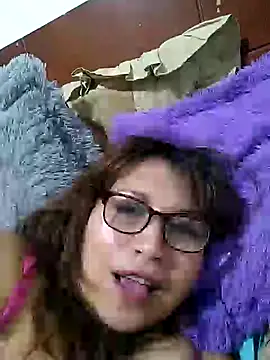 Kazsandraa online show from 02/04/25, 06:06