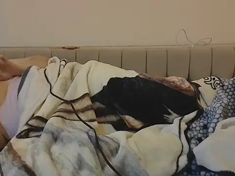 Soinanai online show from 12/14/25, 02:33