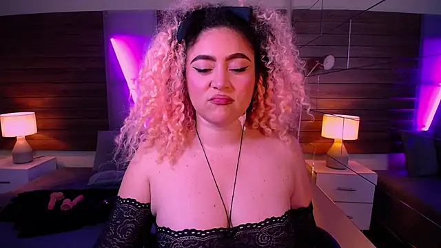 Kateryn  online show from 02/10/25, 06:45