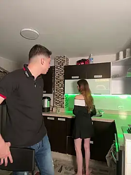 Snapshot of samantha_kevin chatting on 12/14/25, 03:45 samantha kevin online show from 12/14/25, 03:45